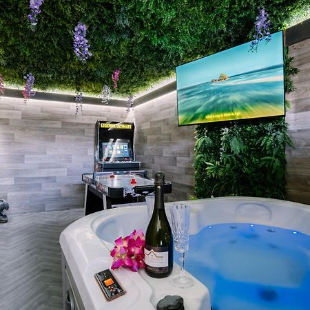 Rockside - Luxury 1 Bedroom Home With Hot Tub, Central Location, Parking And Pet Friendly Windermere Ngoại thất bức ảnh