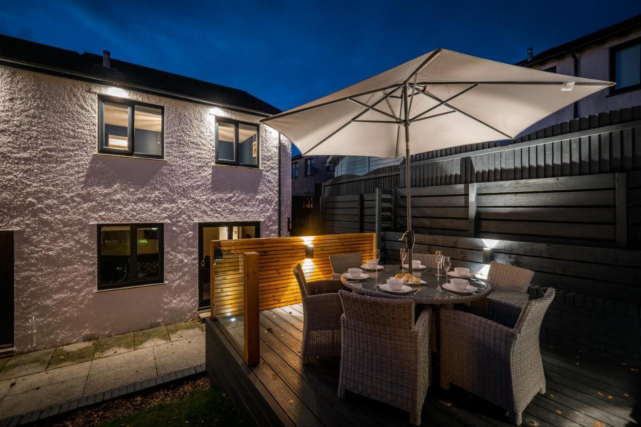 Rockside - Luxury 1 Bedroom Home With Hot Tub, Central Location, Parking And Pet Friendly Windermere Ngoại thất bức ảnh