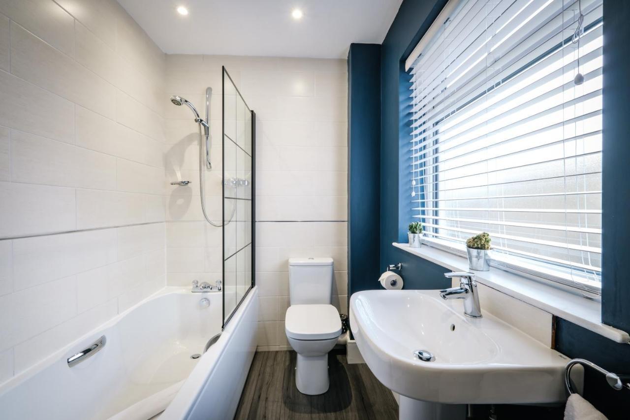 Rockside - Luxury 1 Bedroom Home With Hot Tub, Central Location, Parking And Pet Friendly Windermere Ngoại thất bức ảnh
