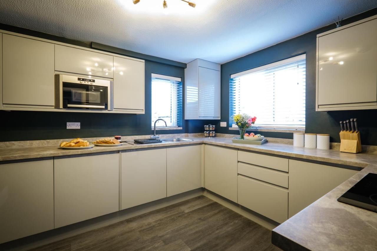 Rockside - Luxury 1 Bedroom Home With Hot Tub, Central Location, Parking And Pet Friendly Windermere Ngoại thất bức ảnh
